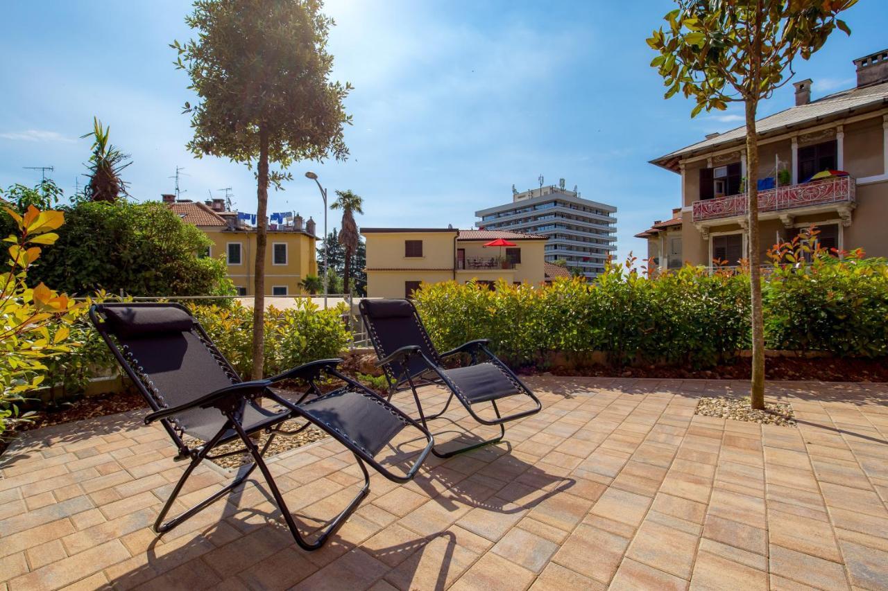Luxury City Center Apartment -50M To The Sea أوباتيا المظهر الخارجي الصورة