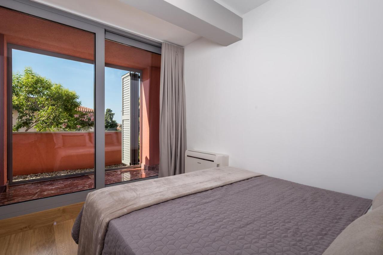 Luxury City Center Apartment -50M To The Sea أوباتيا المظهر الخارجي الصورة